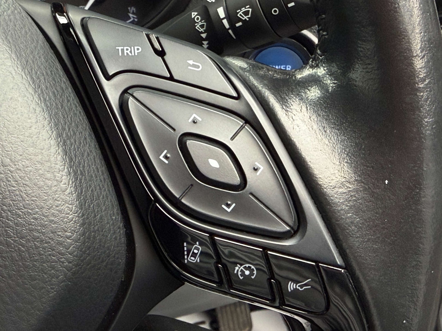 Used Toyota C-HR 2022 for sale - 77310989: Photo 14