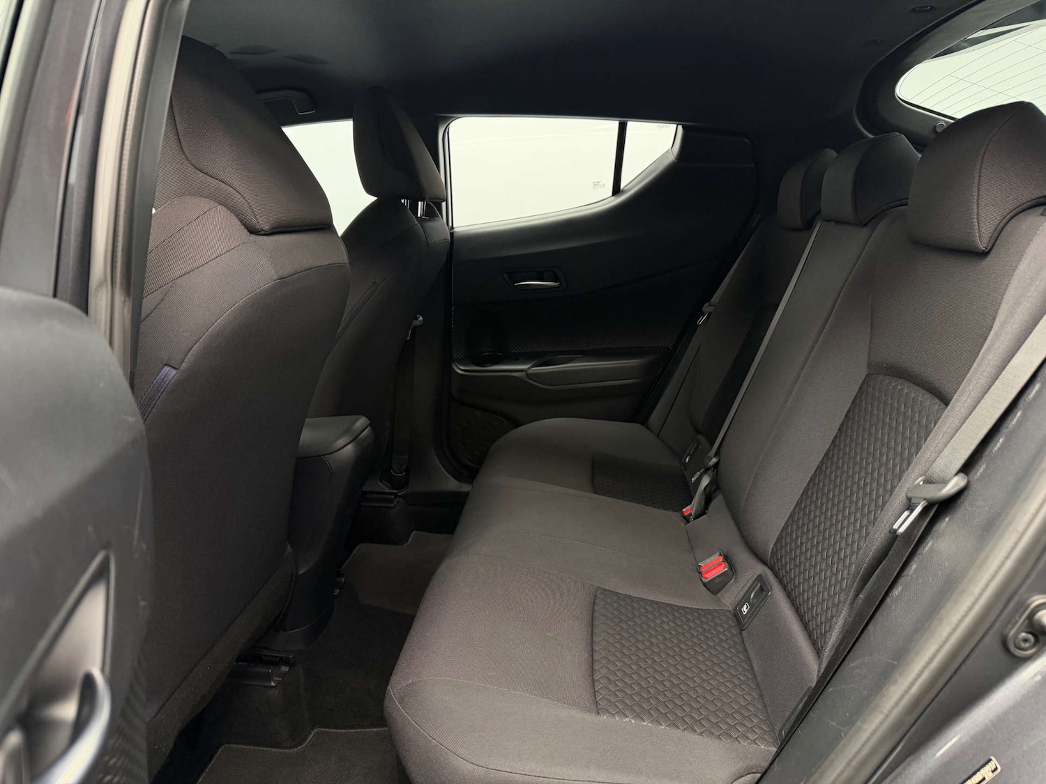 Used Toyota C-HR 2022 for sale - 77310989: Photo 30