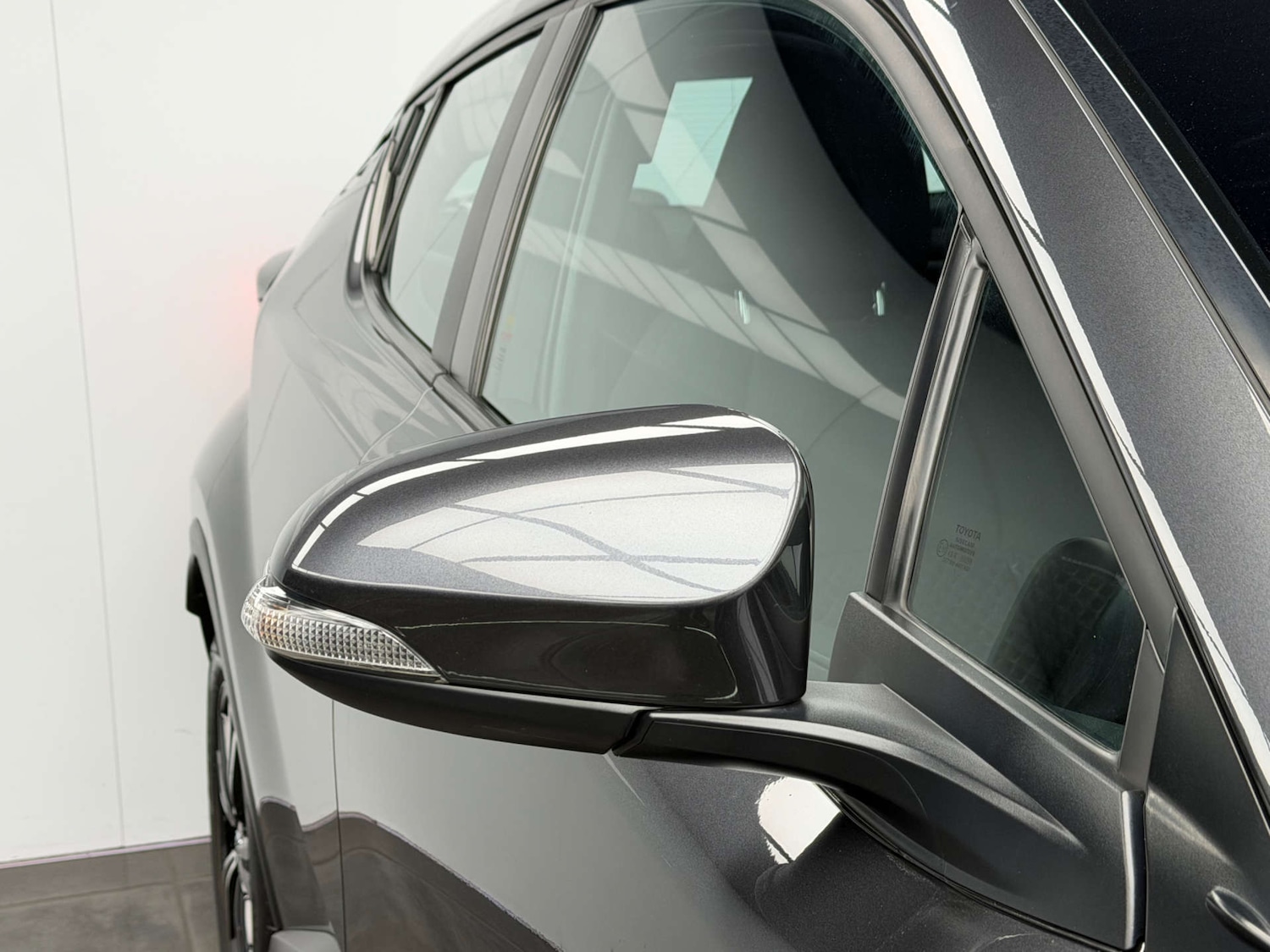 Used Toyota C-HR 2022 for sale - 77310989: Photo 32