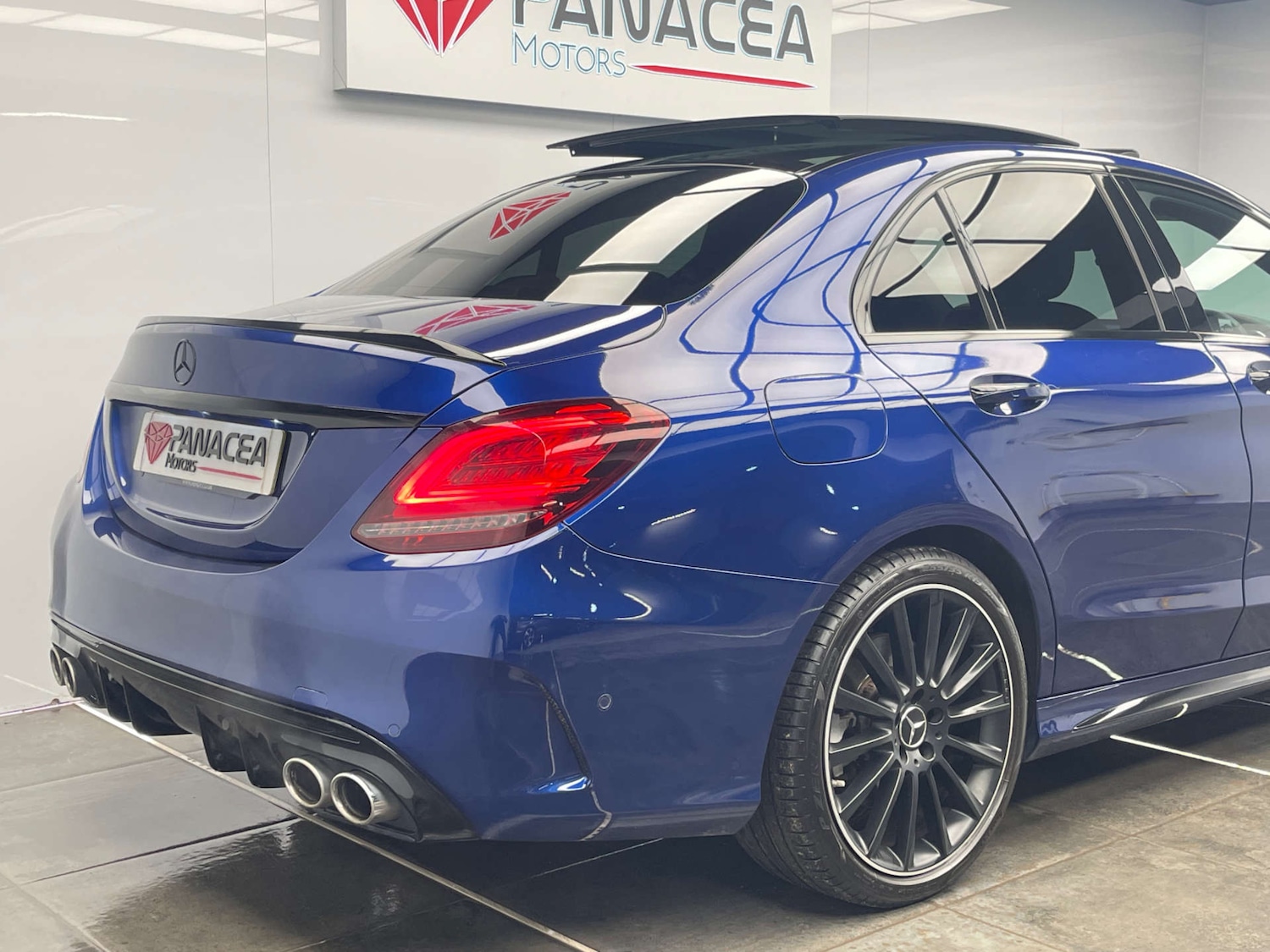 Used Mercedes-Benz C Class 2019 for sale - 77350571: Photo 10