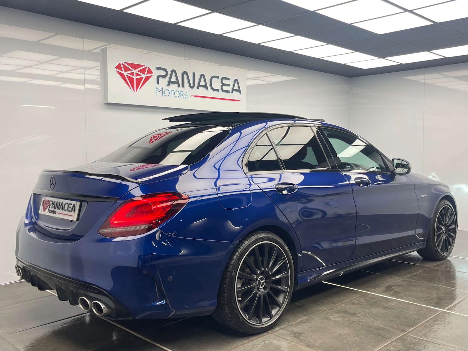 Used Mercedes-Benz C Class 2019 for sale - 77350571: Photo 4