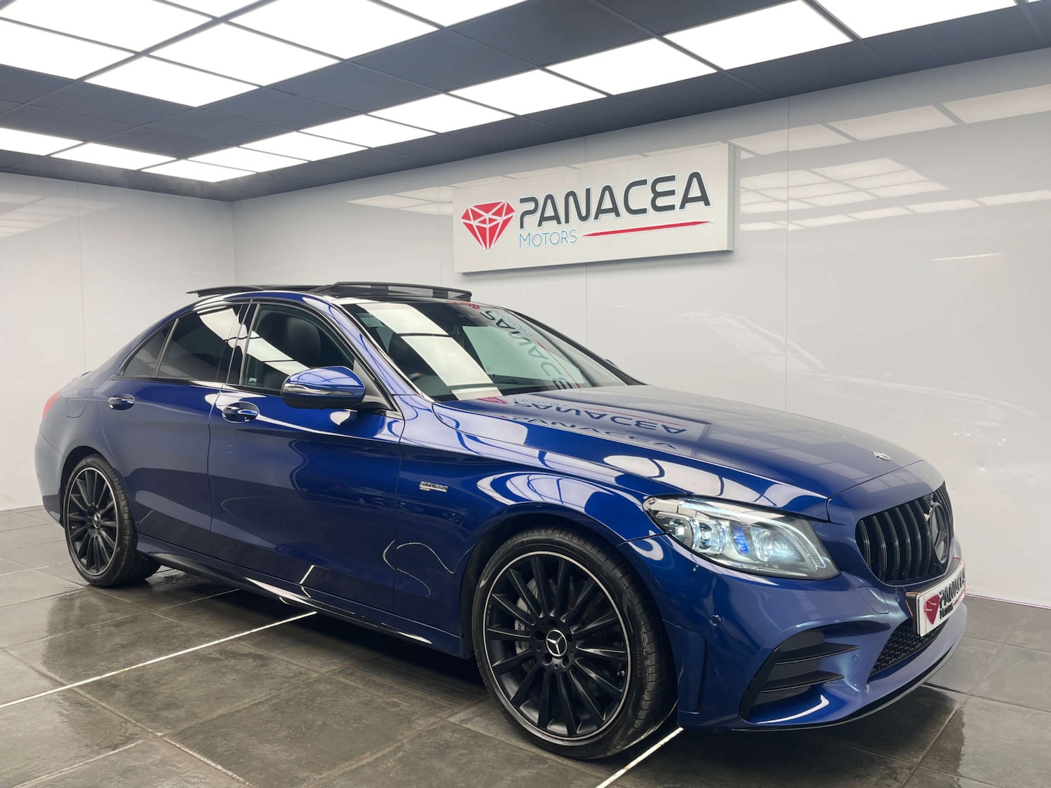 Used Mercedes-Benz C Class 2019 for sale - 77350571: Photo 5