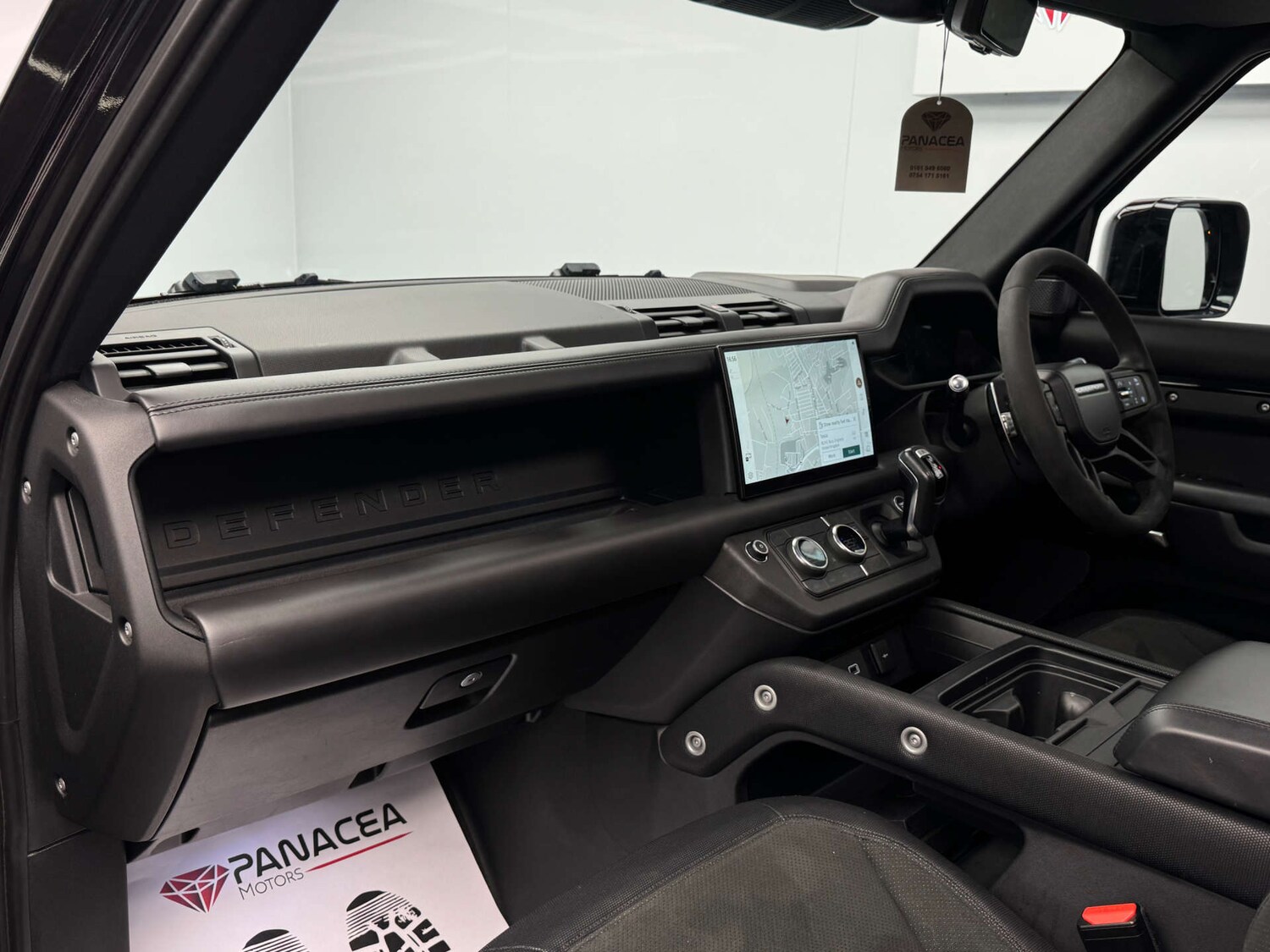 Used Land Rover Defender 2021 for sale - 76387481: Photo 22