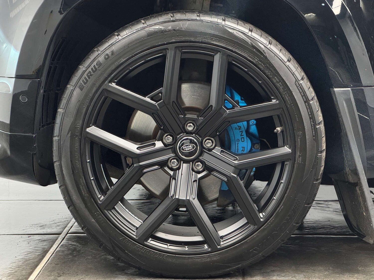 Used Land Rover Defender 2021 for sale - 76387481: Photo 26