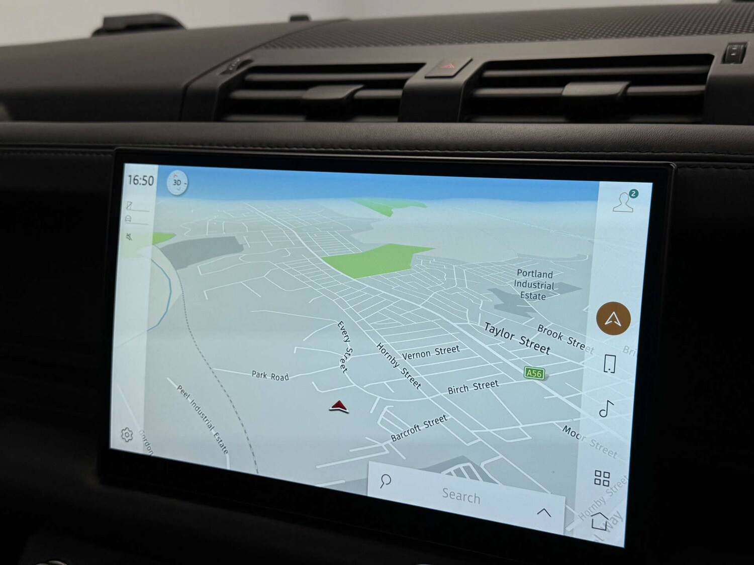 Used Land Rover Defender 2021 for sale - 76387481: Photo 32