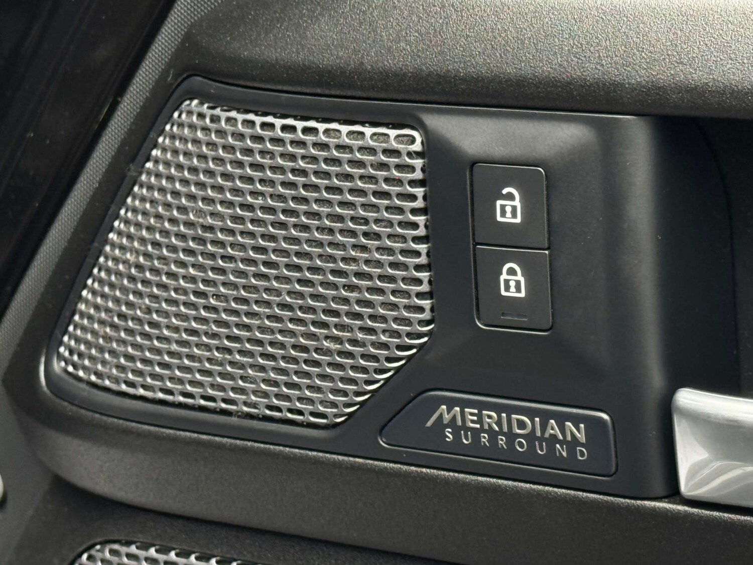 Used Land Rover Defender 2021 for sale - 76387481: Photo 38