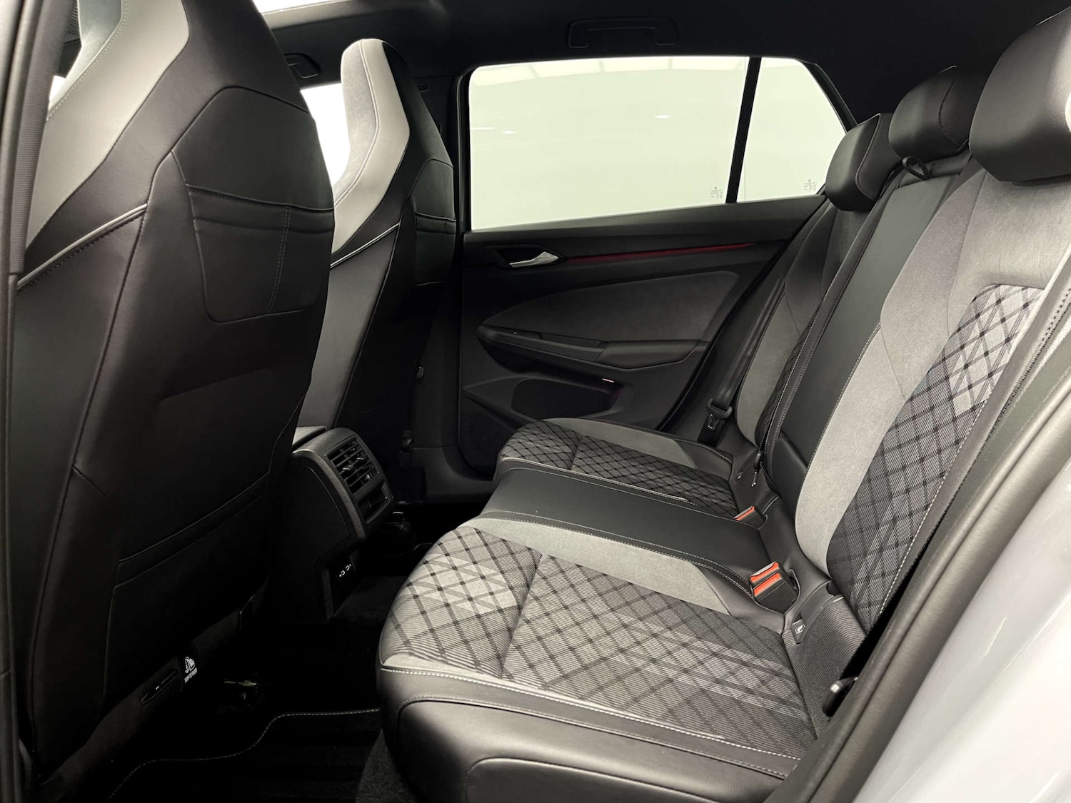 Used Volkswagen Golf 2022 for sale - 76429391: Photo 40