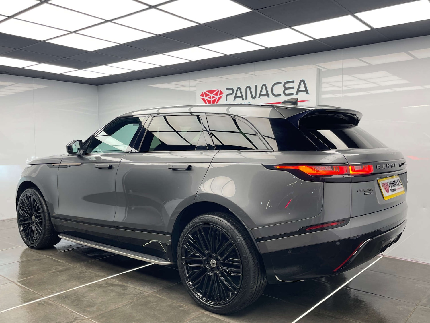 Used Land Rover Range Rover Velar 2018 for sale - 77428238: Photo 30