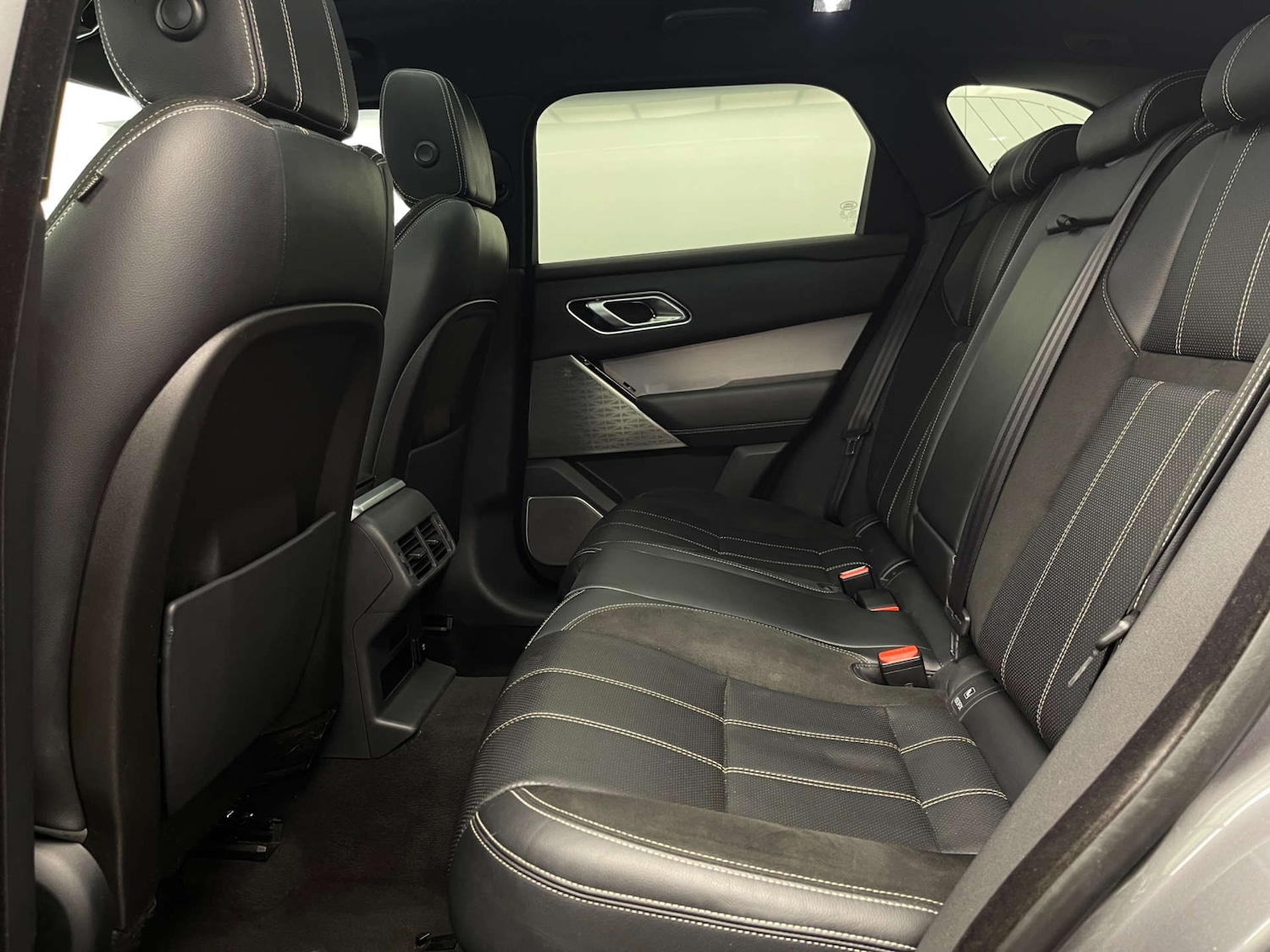 Used Land Rover Range Rover Velar 2018 for sale - 77428238: Photo 40