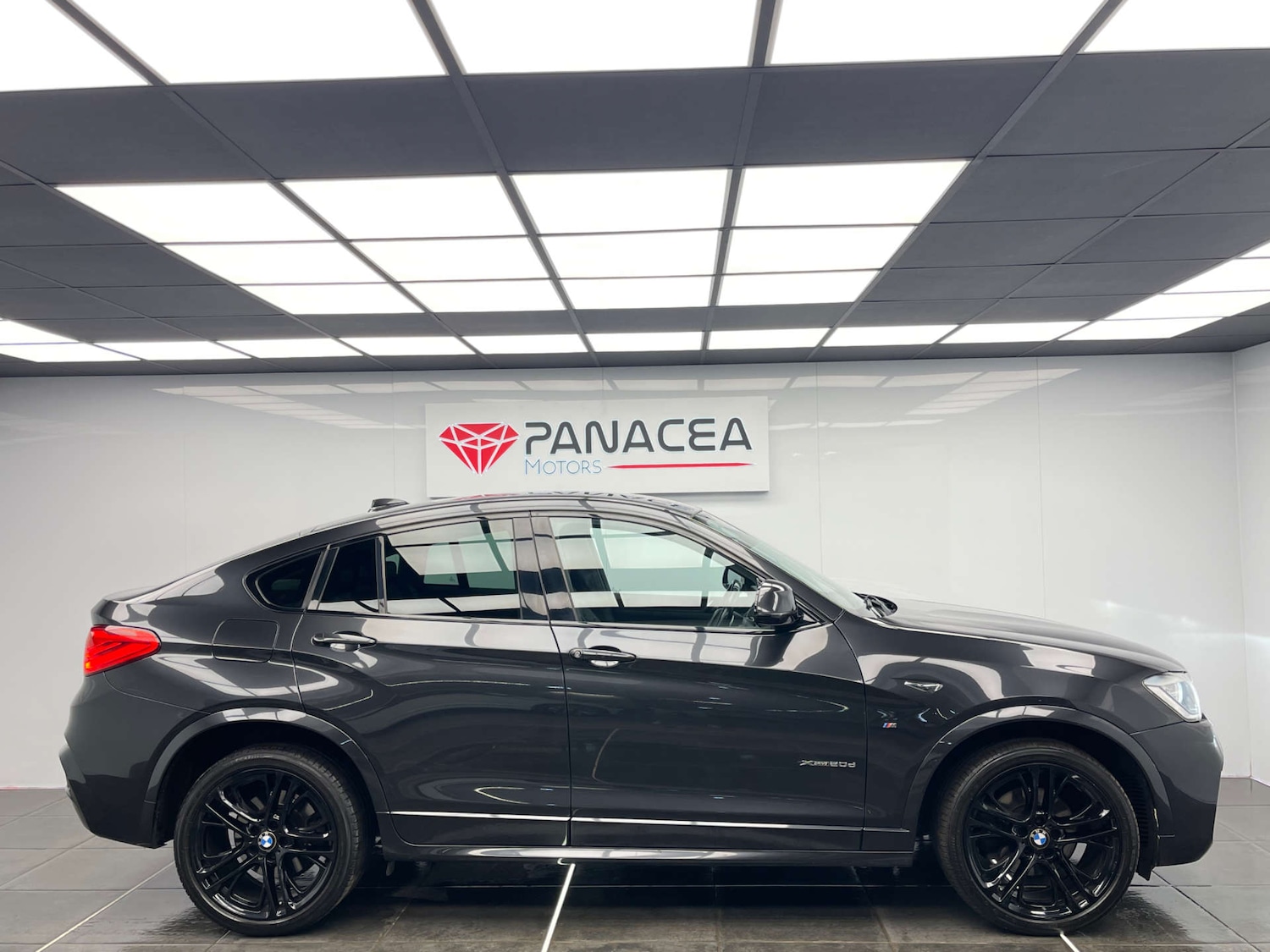 Used BMW X4 2015 for sale - 77702608: Photo 2