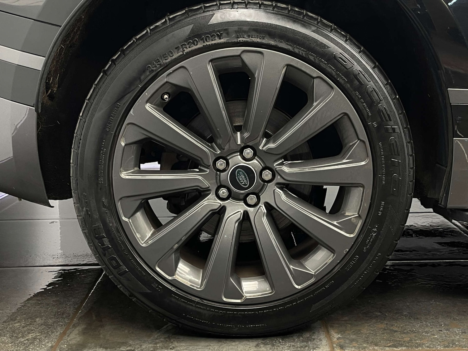 Used Land Rover Range Rover Velar 2018 for sale - 78003678: Photo 28