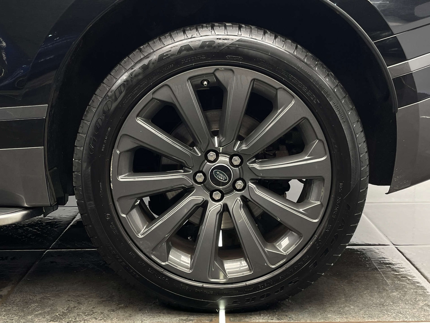 Used Land Rover Range Rover Velar 2018 for sale - 78003678: Photo 45