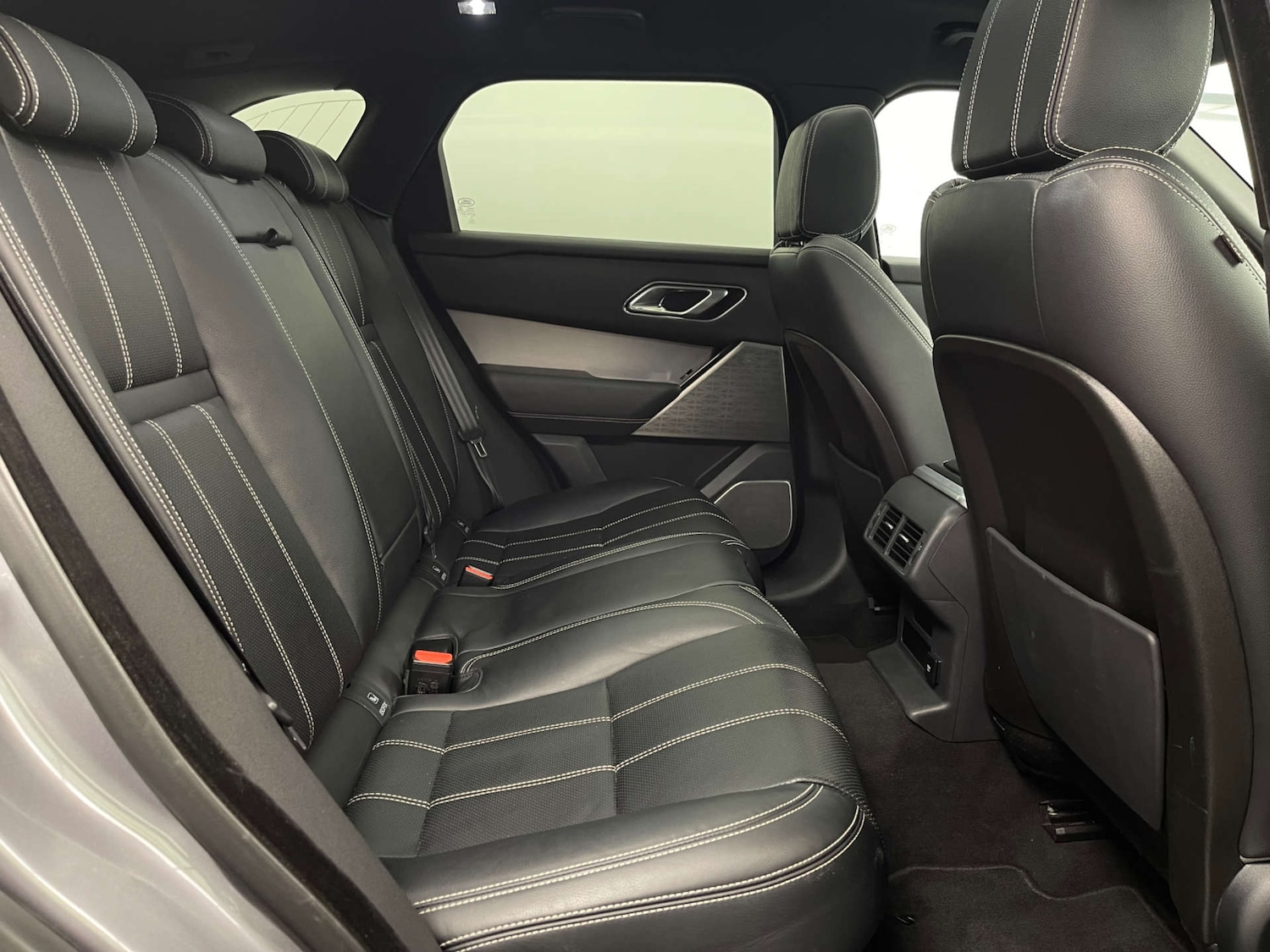 Used Land Rover Range Rover Velar 2020 for sale - 76694803: Photo 35