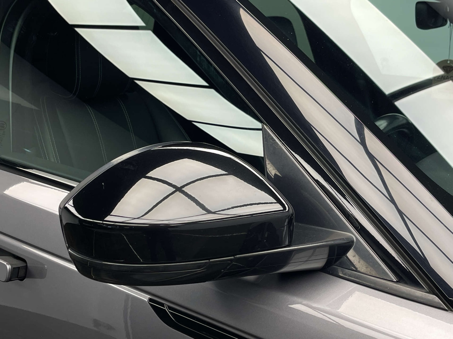 Used Land Rover Range Rover Velar 2020 for sale - 76694803: Photo 39