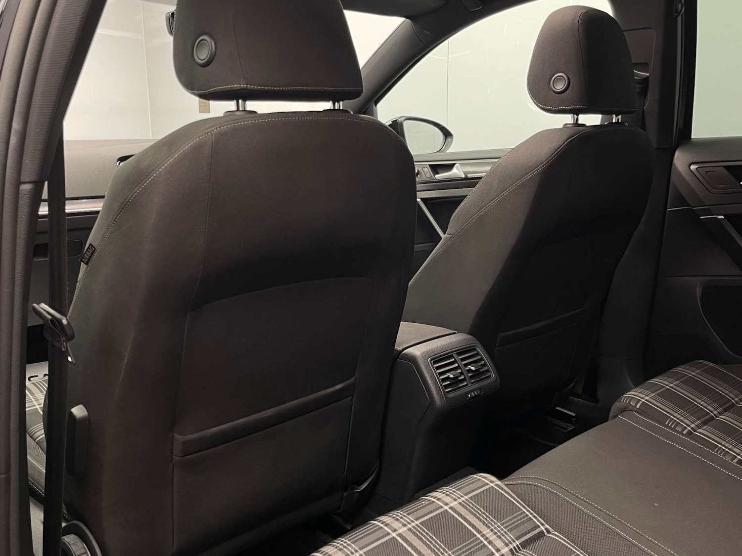 Used Volkswagen Golf 2018 for sale - 77790741: Photo 33