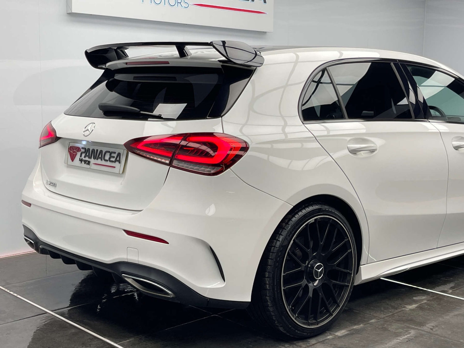 Used Mercedes-Benz A-Class 2018 for sale - 76363654: Photo 9