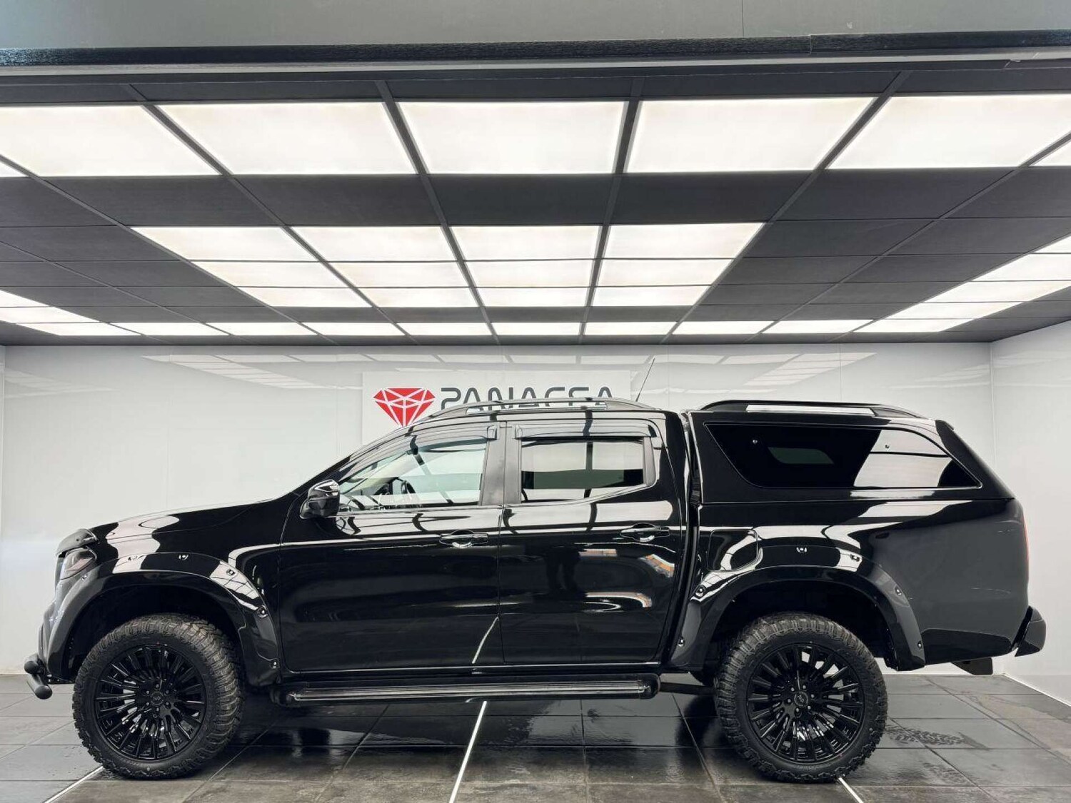 Used Mercedes-Benz X Class 2018 for sale - 76601677: Photo 6