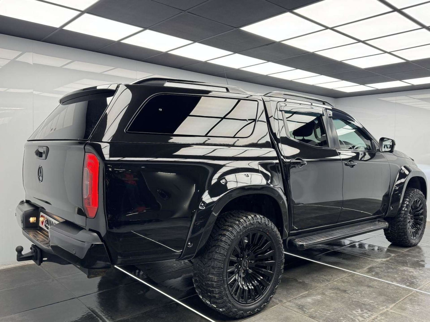 Used Mercedes-Benz X Class 2018 for sale - 76601677: Photo 8