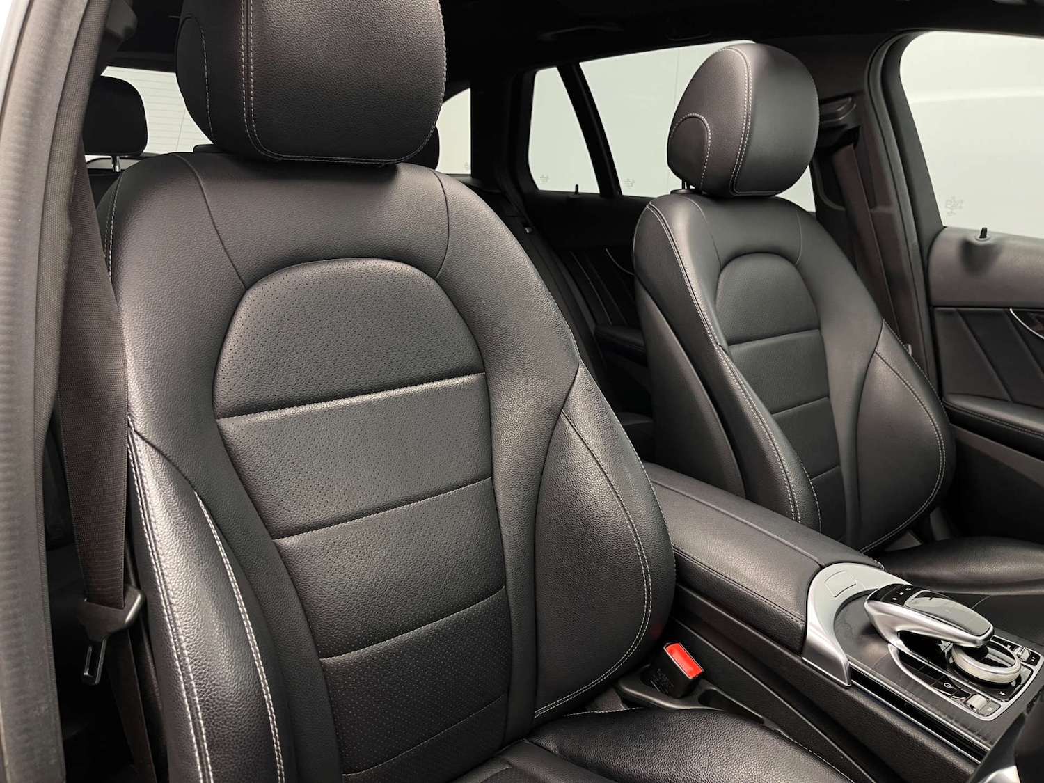 Used Mercedes-Benz C Class 2018 for sale - 77413343: Photo 10