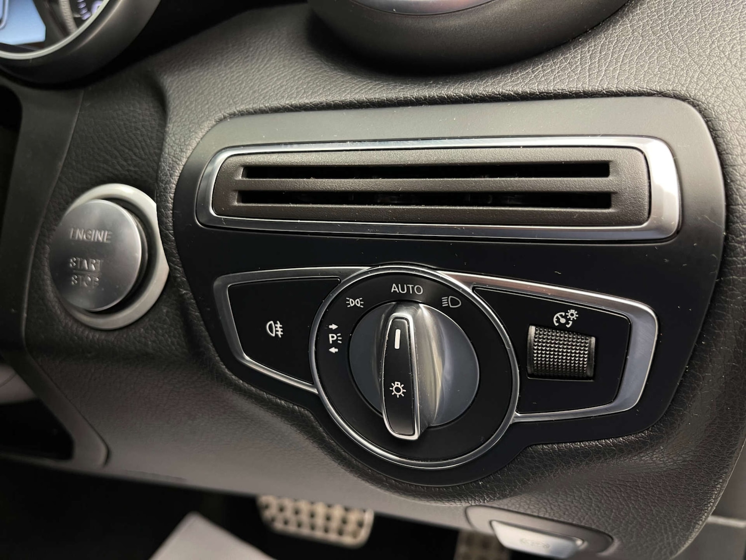 Used Mercedes-Benz C Class 2018 for sale - 77413343: Photo 14