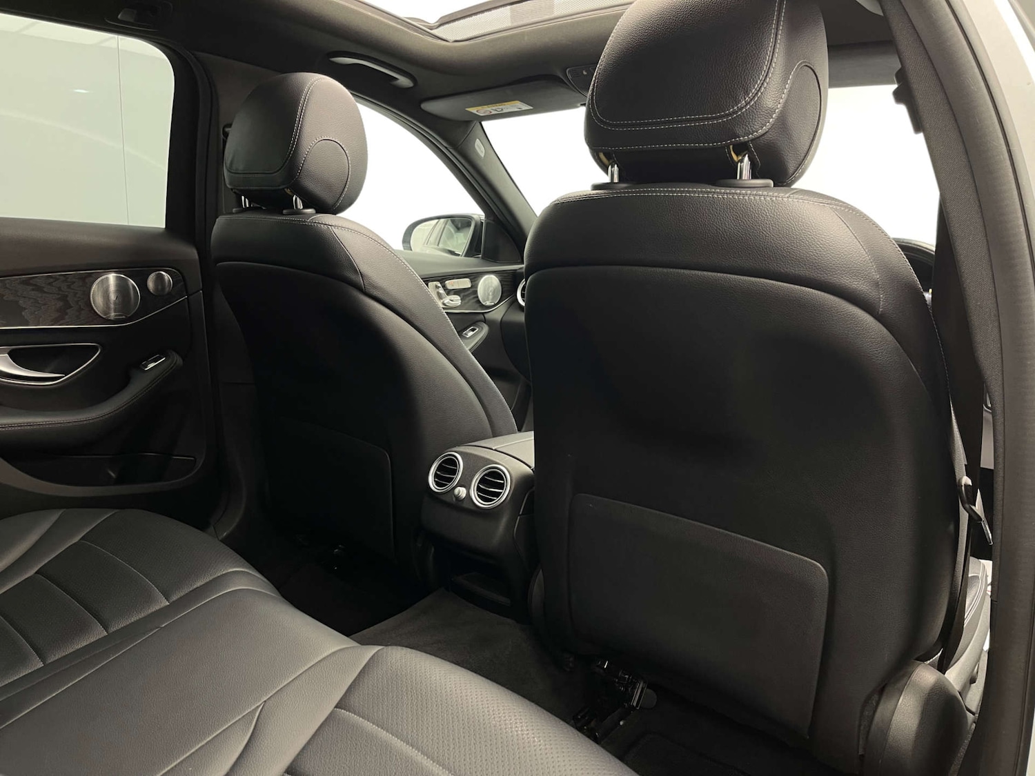 Used Mercedes-Benz C Class 2018 for sale - 77413343: Photo 23