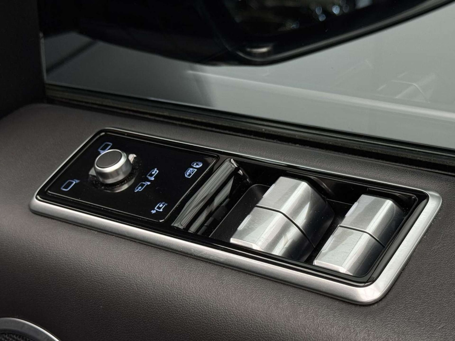 Used Land Rover Range Rover Sport 2018 for sale - 76601937: Photo 27