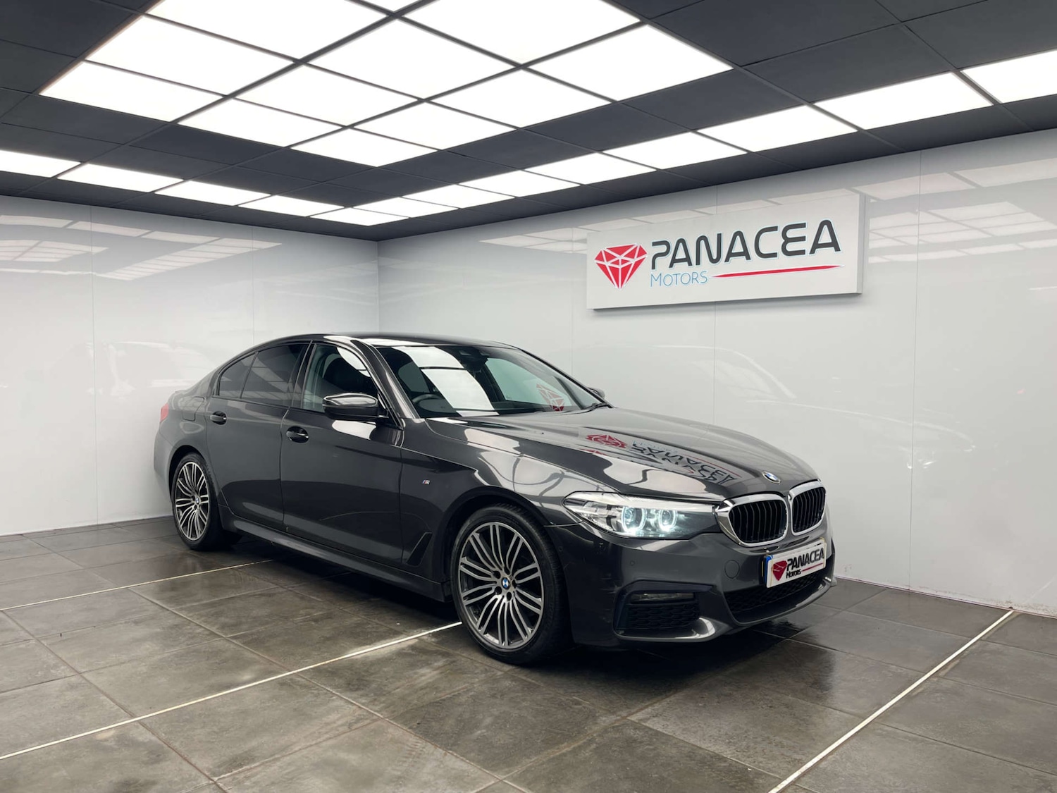 Used BMW 5 Series 2019 for sale - 78131958: Photo 2