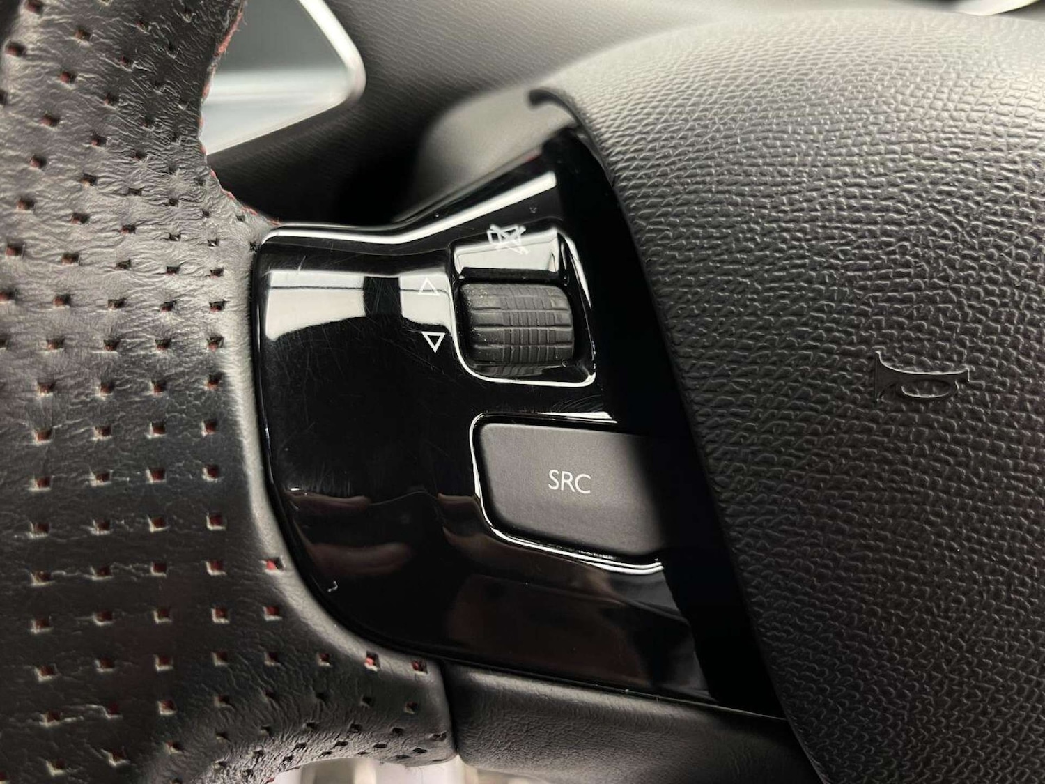 Used Peugeot 308 2018 for sale - 76379438: Photo 14
