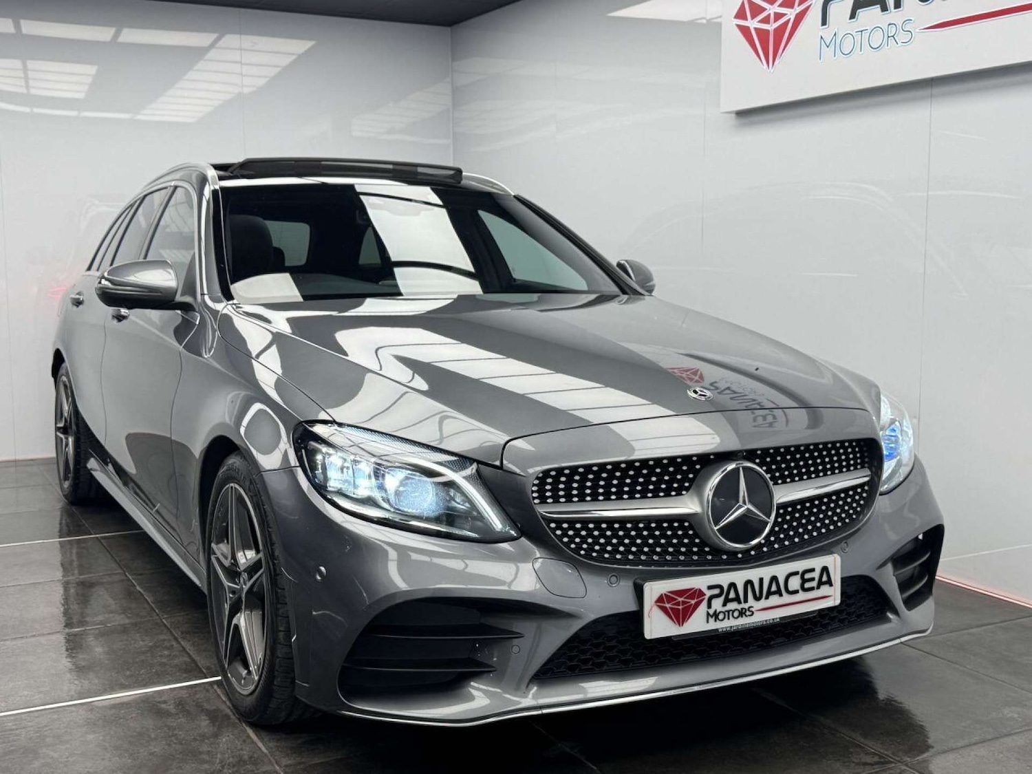 Used Mercedes-Benz C Class 2019 for sale - 77542708: Photo 4