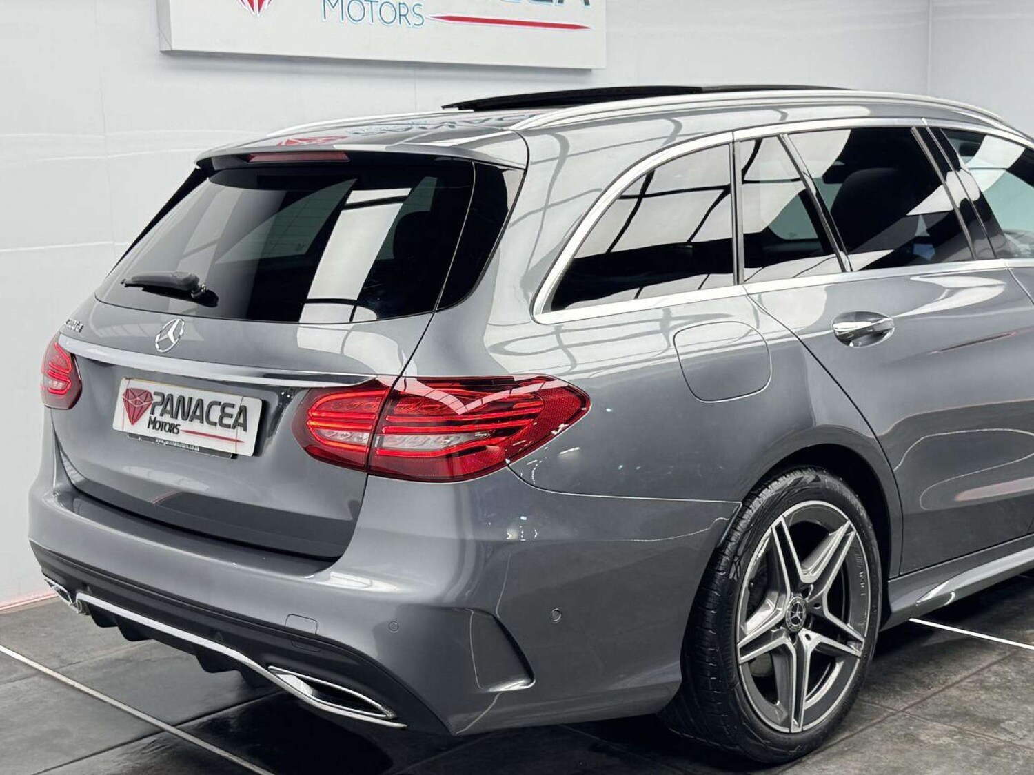 Used Mercedes-Benz C Class 2019 for sale - 77542708: Photo 8