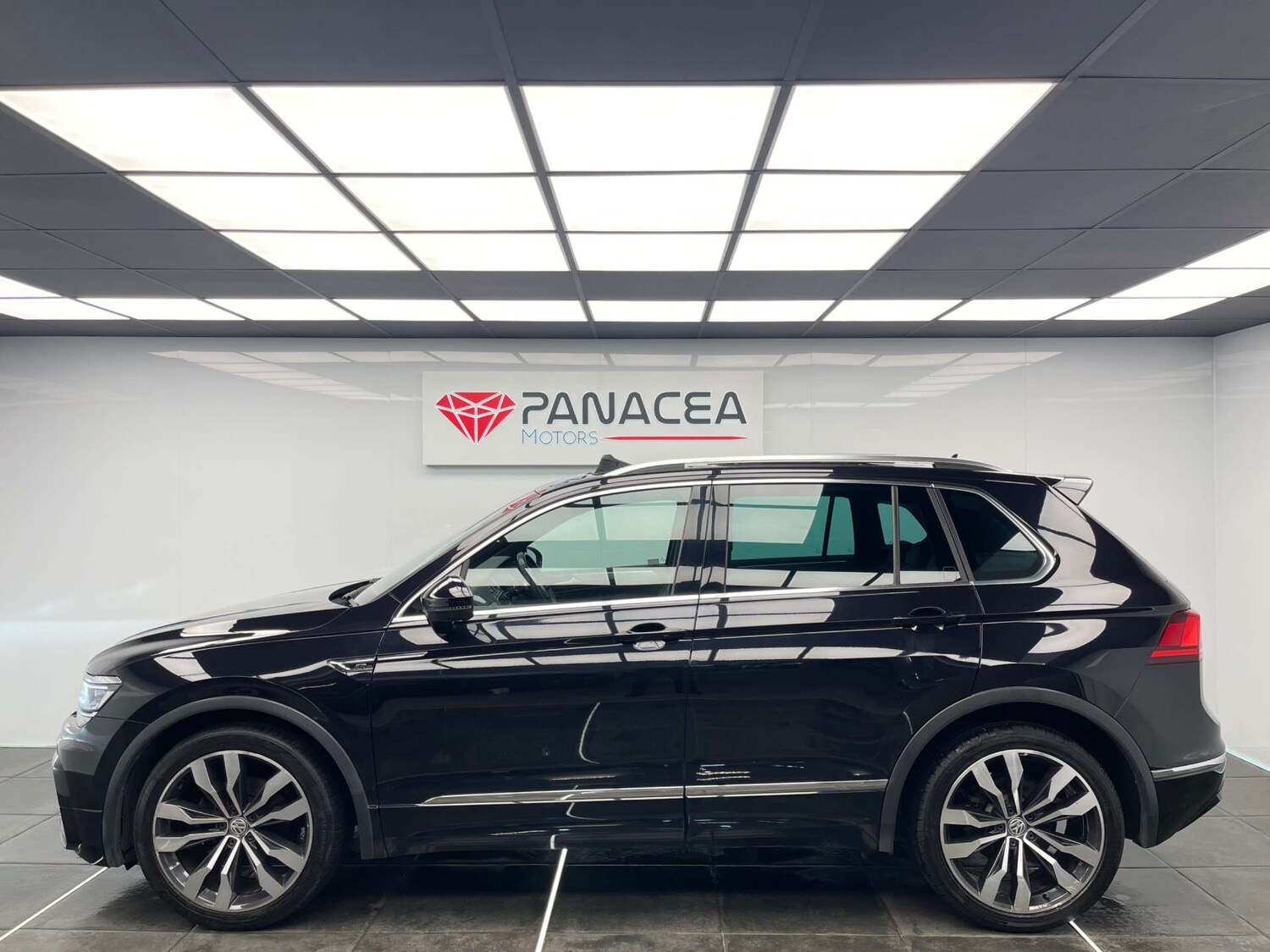 Used Volkswagen Tiguan 2017 for sale - 77762291: Photo 36