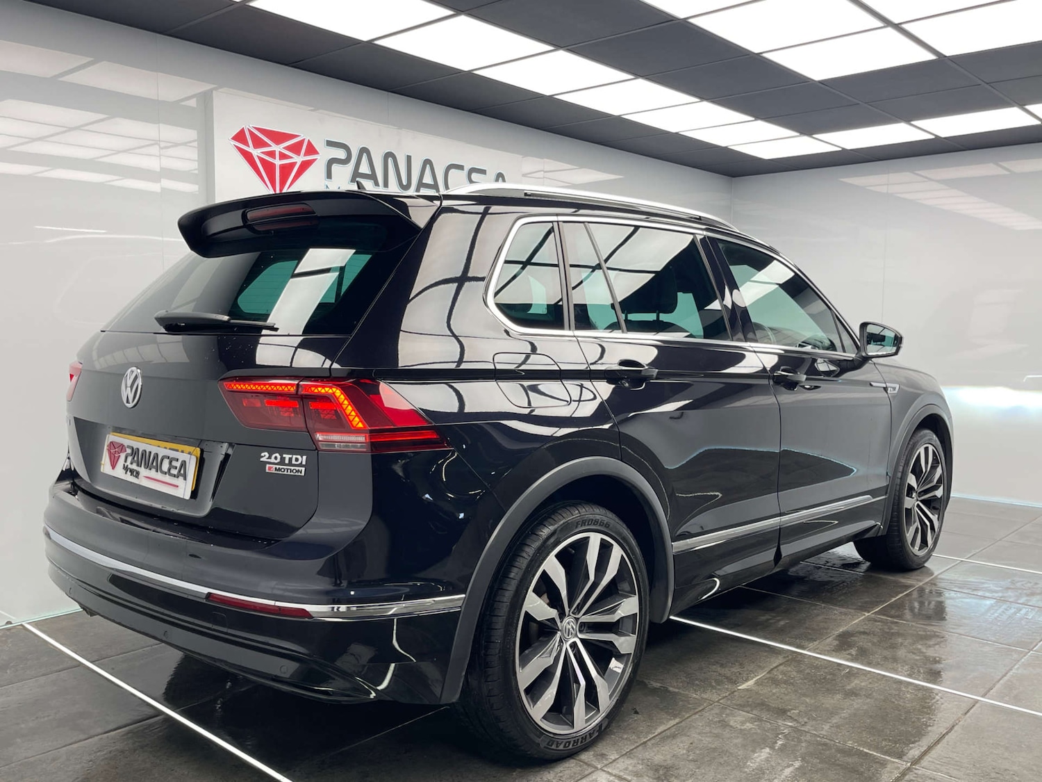 Used Volkswagen Tiguan 2017 for sale - 77762291: Photo 5