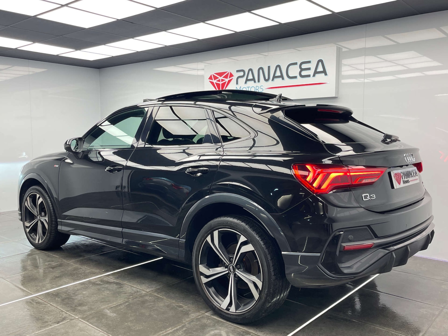 Used Audi Q3 2020 for sale - 76665414: Photo 35