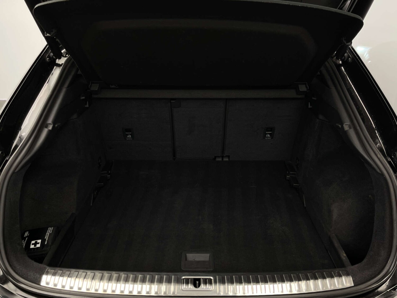 Used Audi Q3 2020 for sale - 76665414: Photo 39