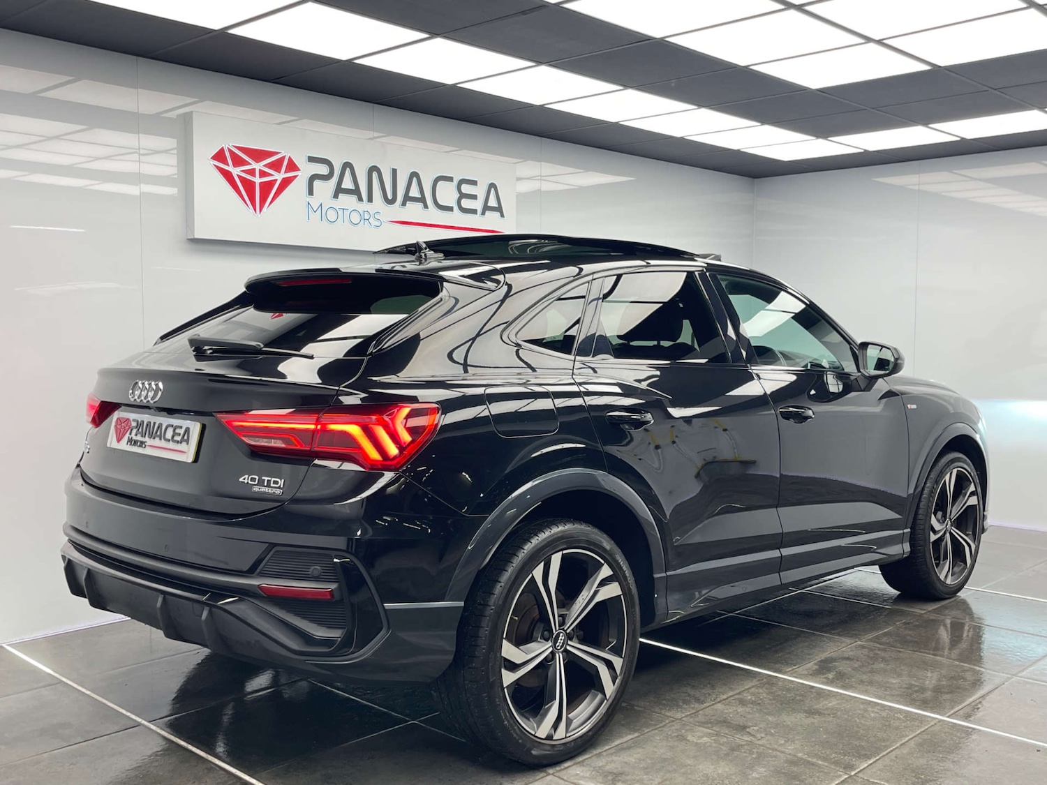 Used Audi Q3 2020 for sale - 76665414: Photo 5