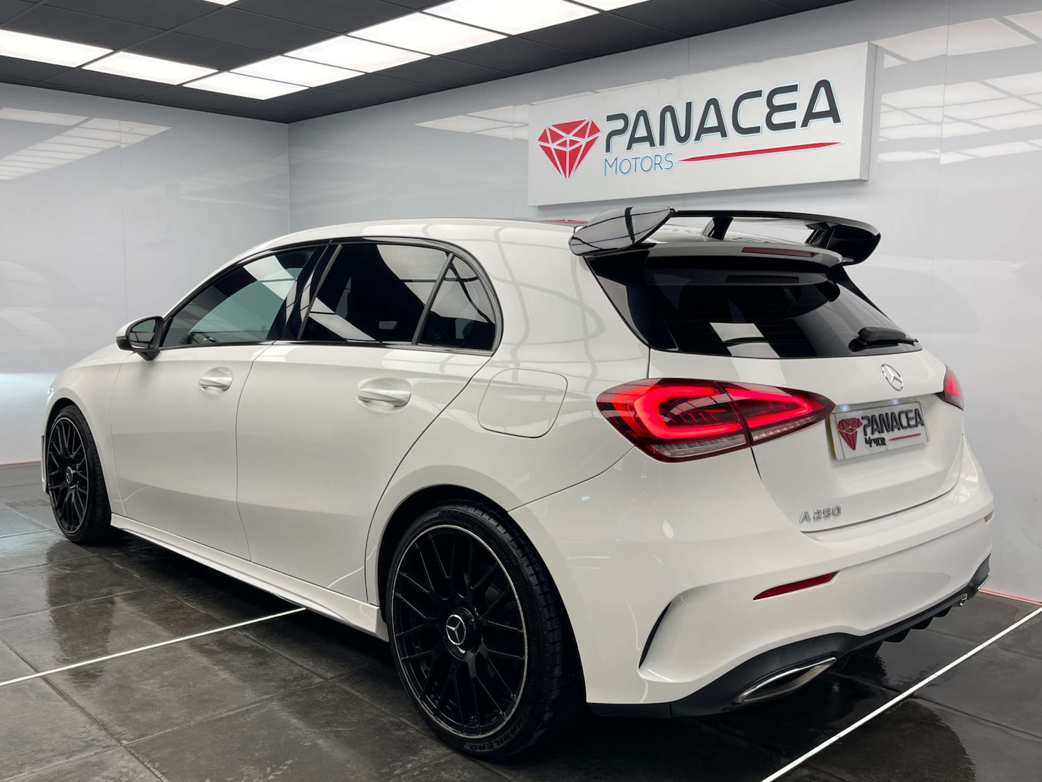 Used Mercedes-Benz A-Class 2018 for sale - 76600716: Photo 5