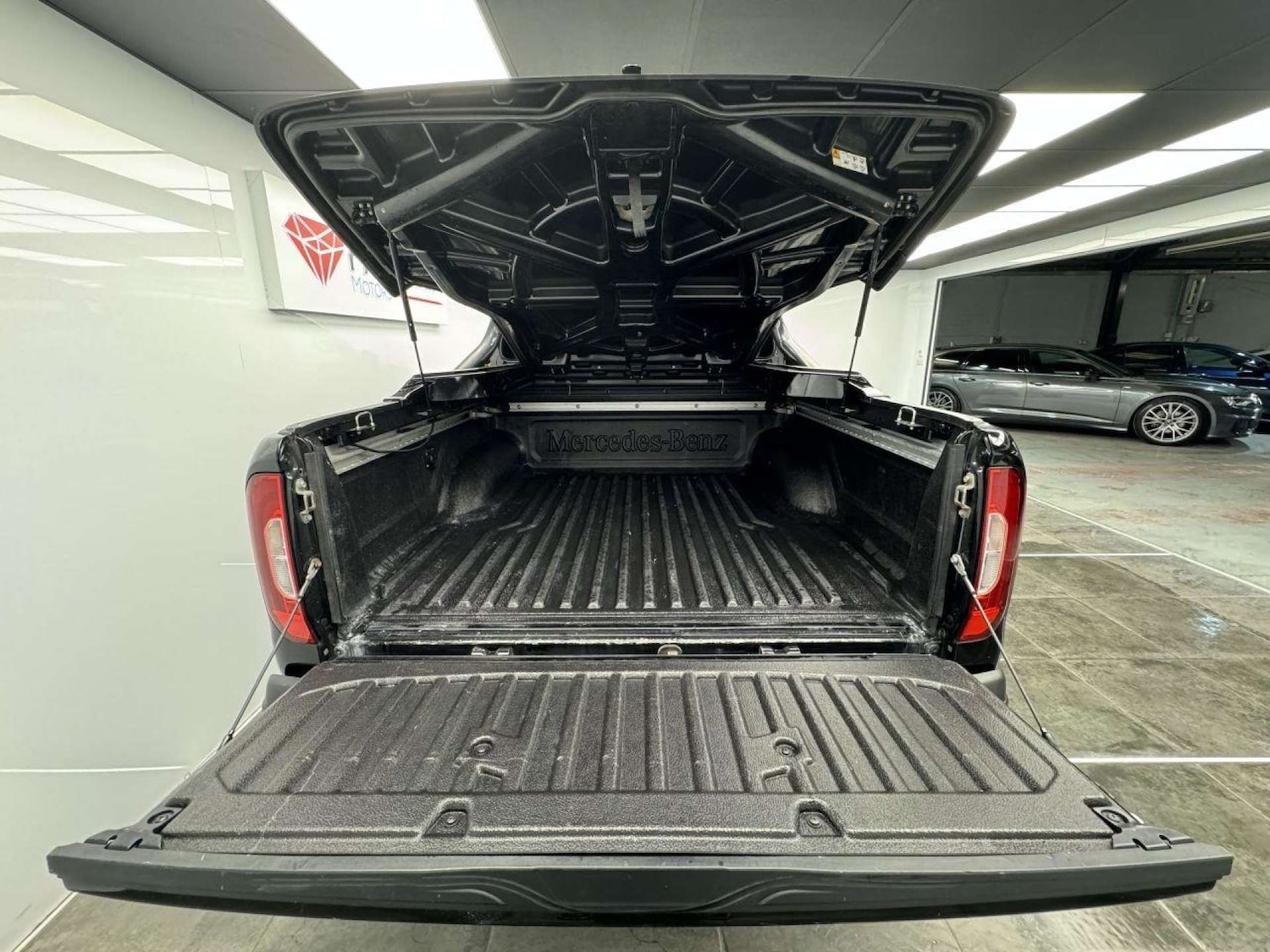 Used Mercedes-Benz X-Class 2017 for sale - 76126428: Photo 40