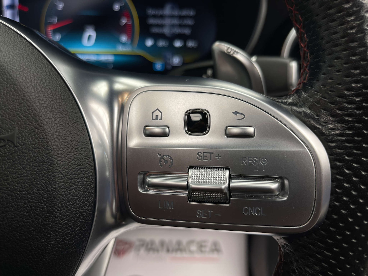 Used Mercedes-Benz C Class 2018 for sale - 77476393: Photo 18