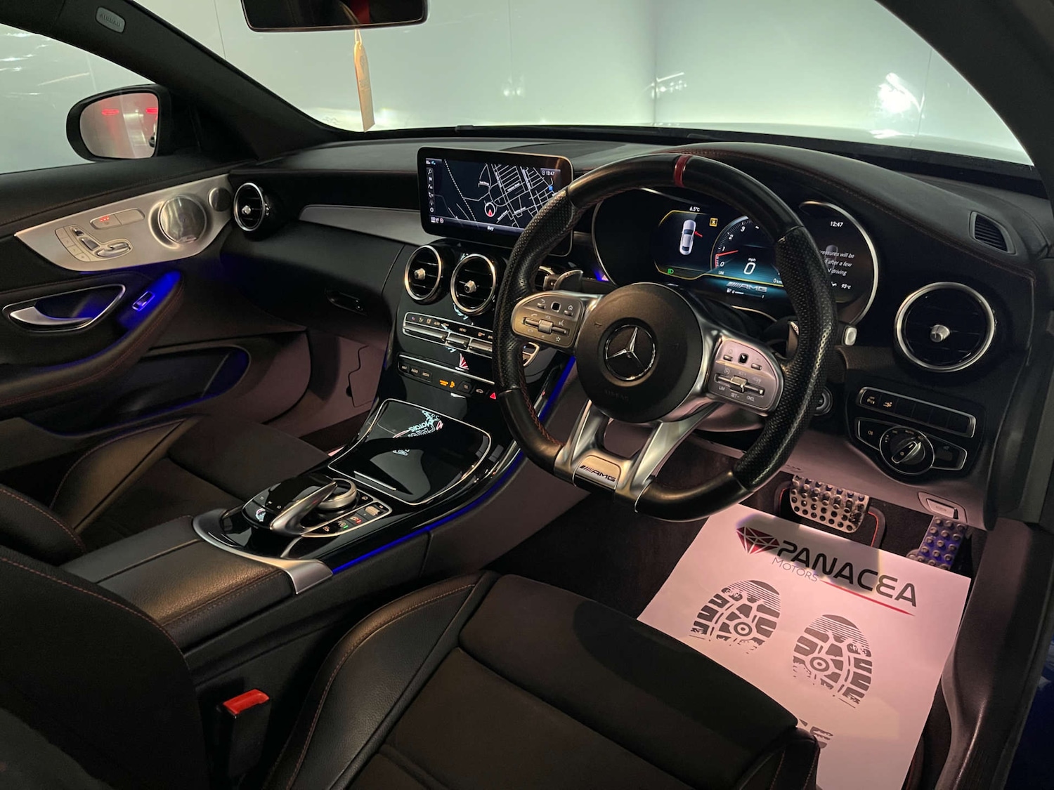 Used Mercedes-Benz C Class 2018 for sale - 77476393: Photo 2