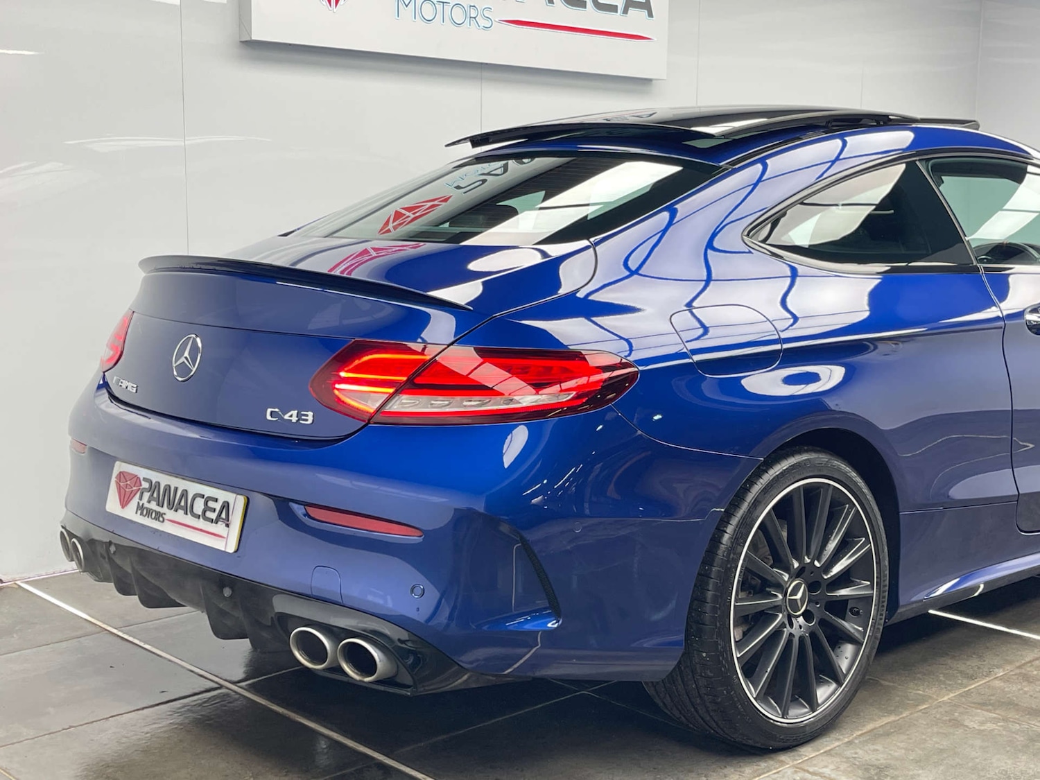 Used Mercedes-Benz C Class 2018 for sale - 77476393: Photo 31