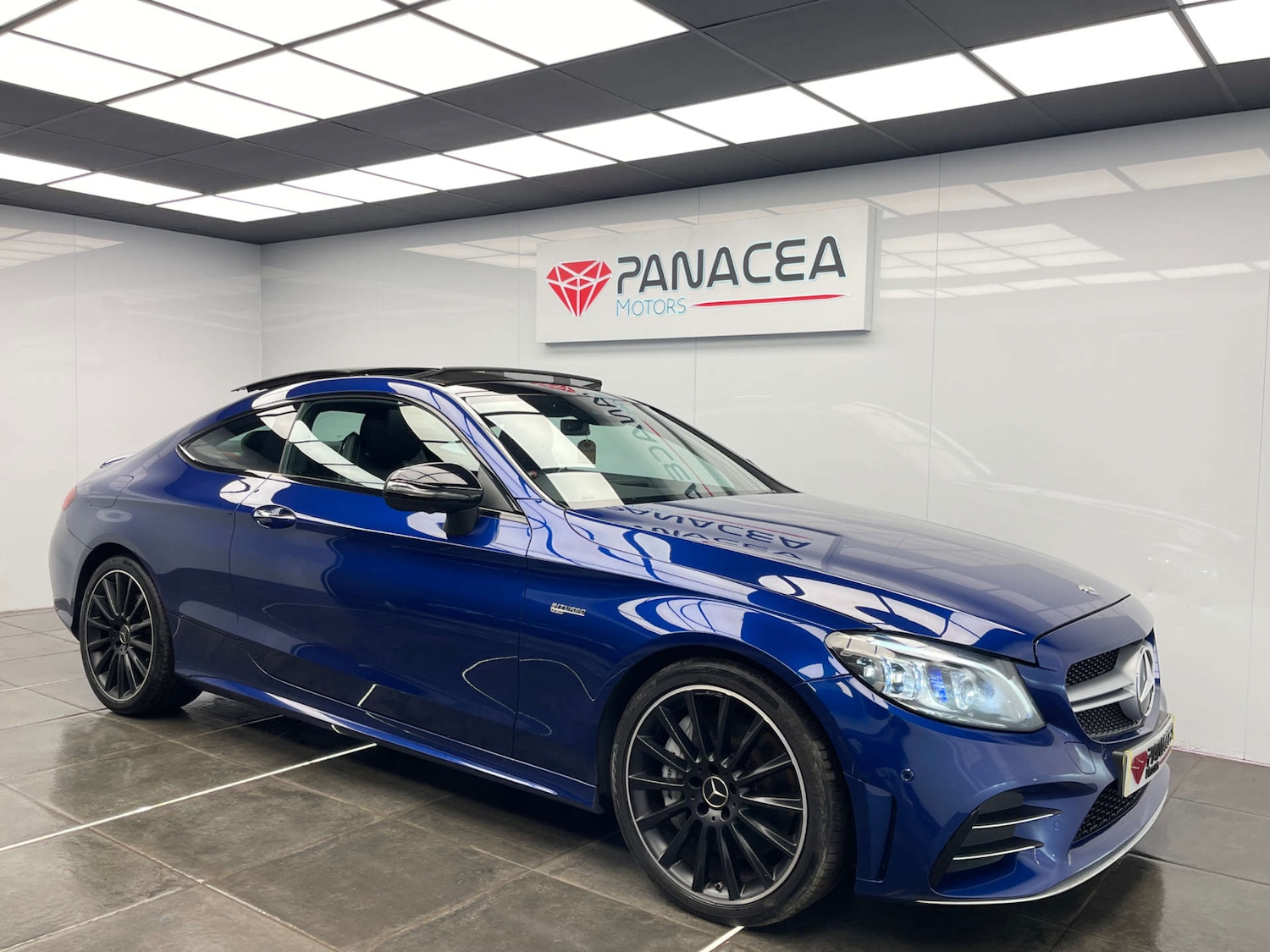 Used Mercedes-Benz C Class 2018 for sale - 77476393: Photo 5