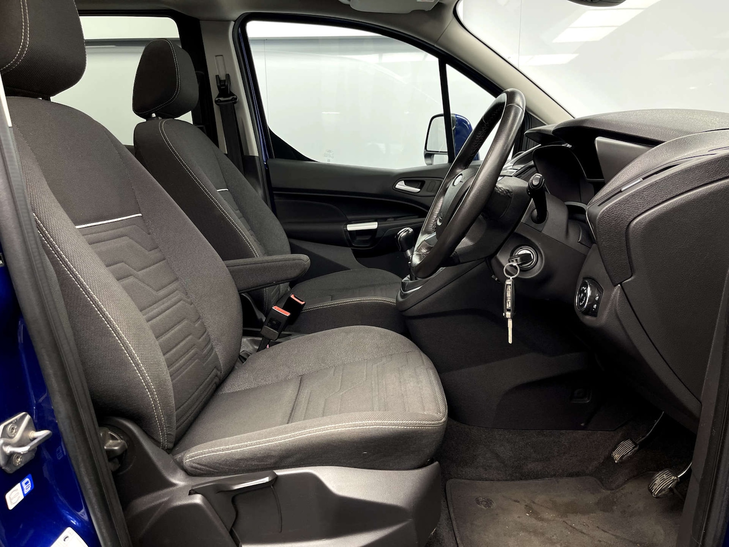 Used Ford Tourneo Connect 2017 for sale - 76333072: Photo 15