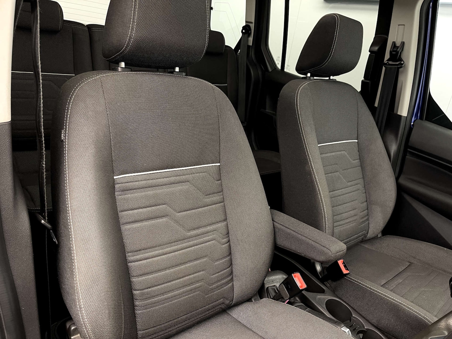 Used Ford Tourneo Connect 2017 for sale - 76333072: Photo 17