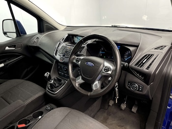 Used Ford Tourneo Connect 2017 for sale - 76333072: Photo