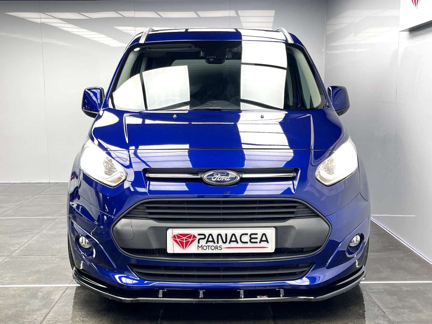 Used Ford Tourneo Connect 2017 for sale - 76333072: Photo 6