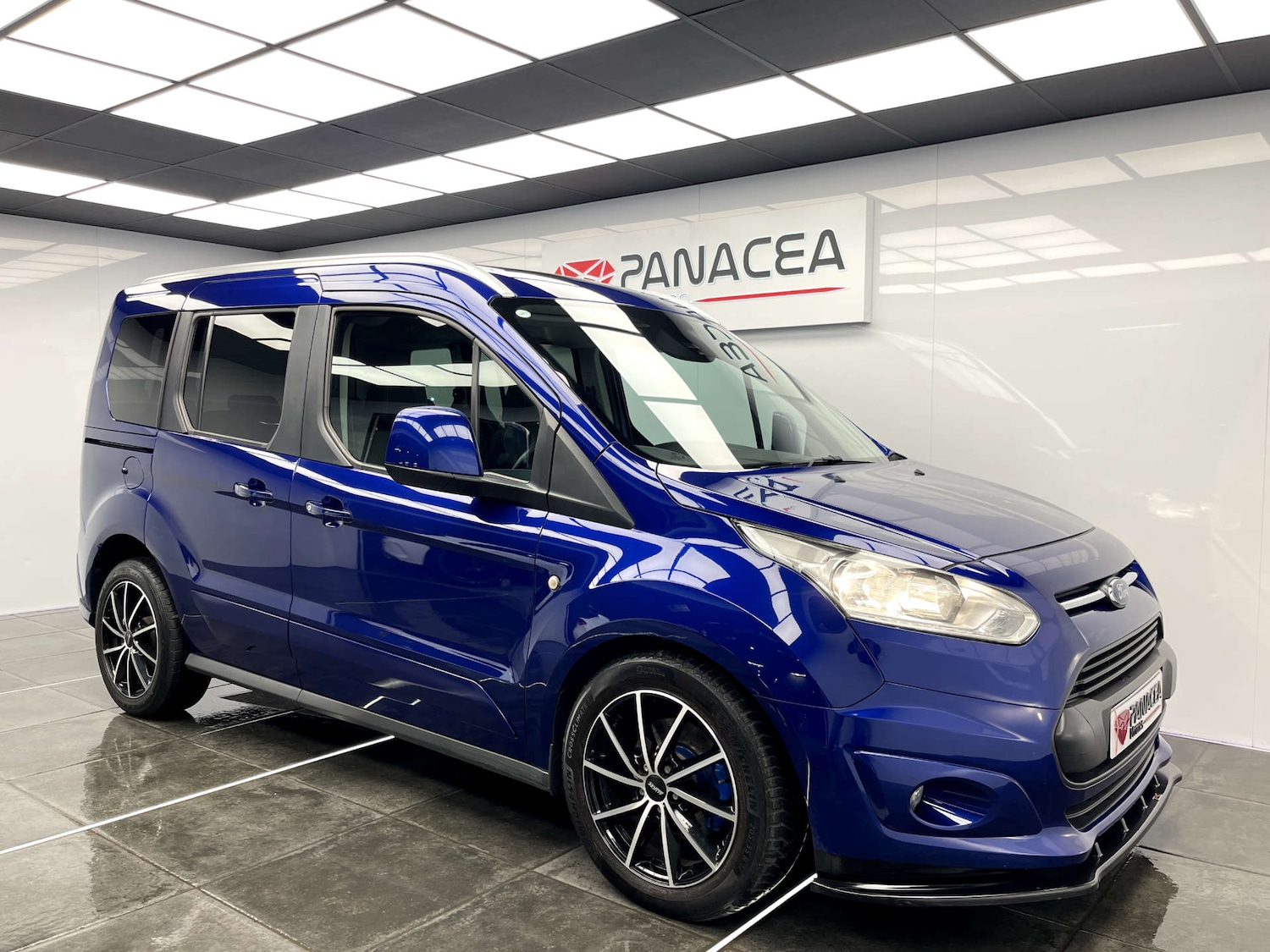 Used Ford Tourneo Connect 2017 for sale - 76333072: Photo 9