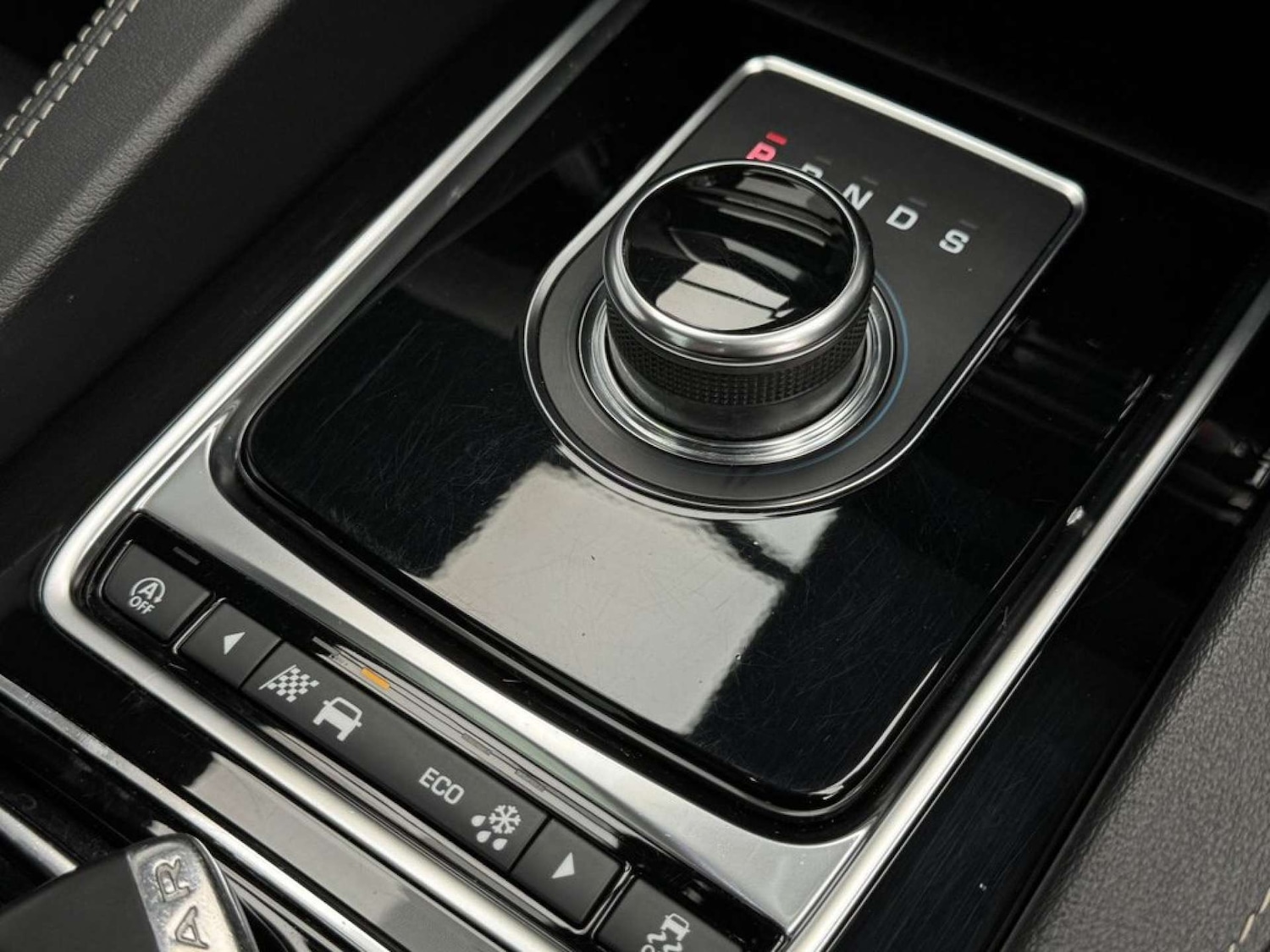 Used Jaguar F-Pace 2019 for sale - 76536199: Photo 17