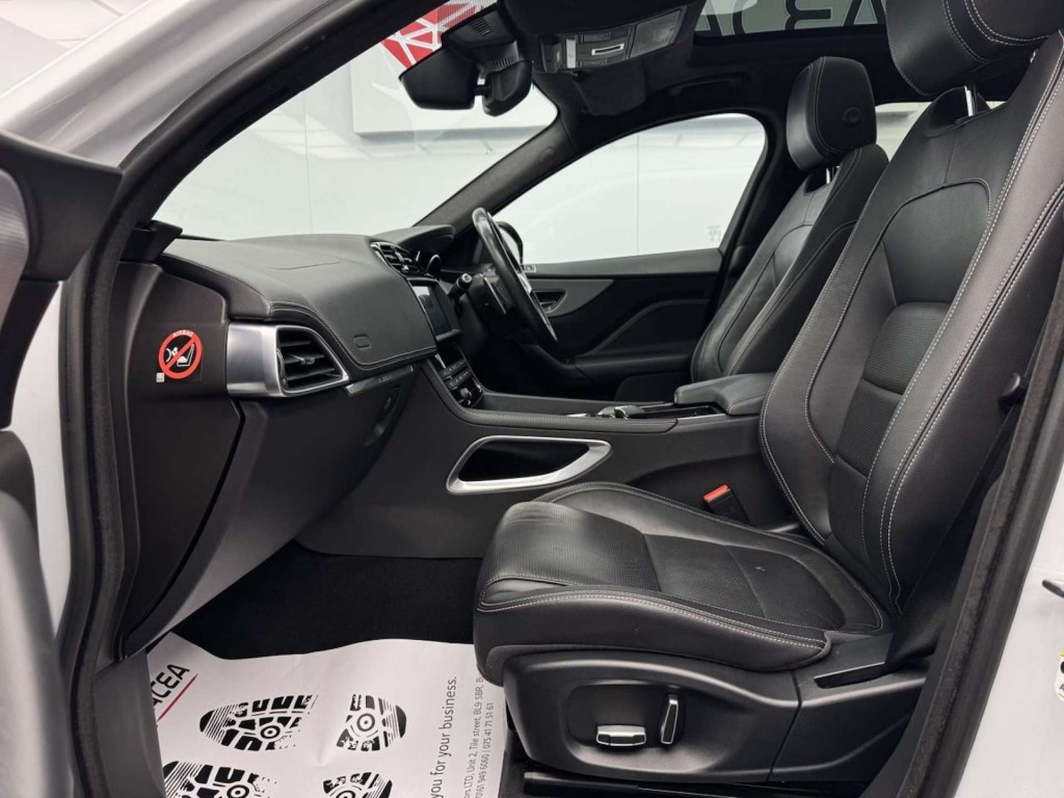 Used Jaguar F-Pace 2019 for sale - 76536199: Photo 8