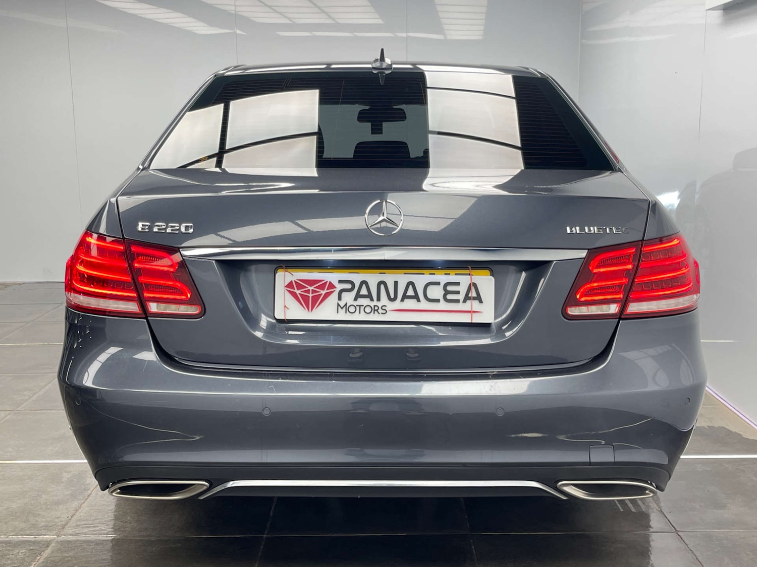 Used Mercedes-Benz E Class 2014 for sale - 77734943: Photo 24