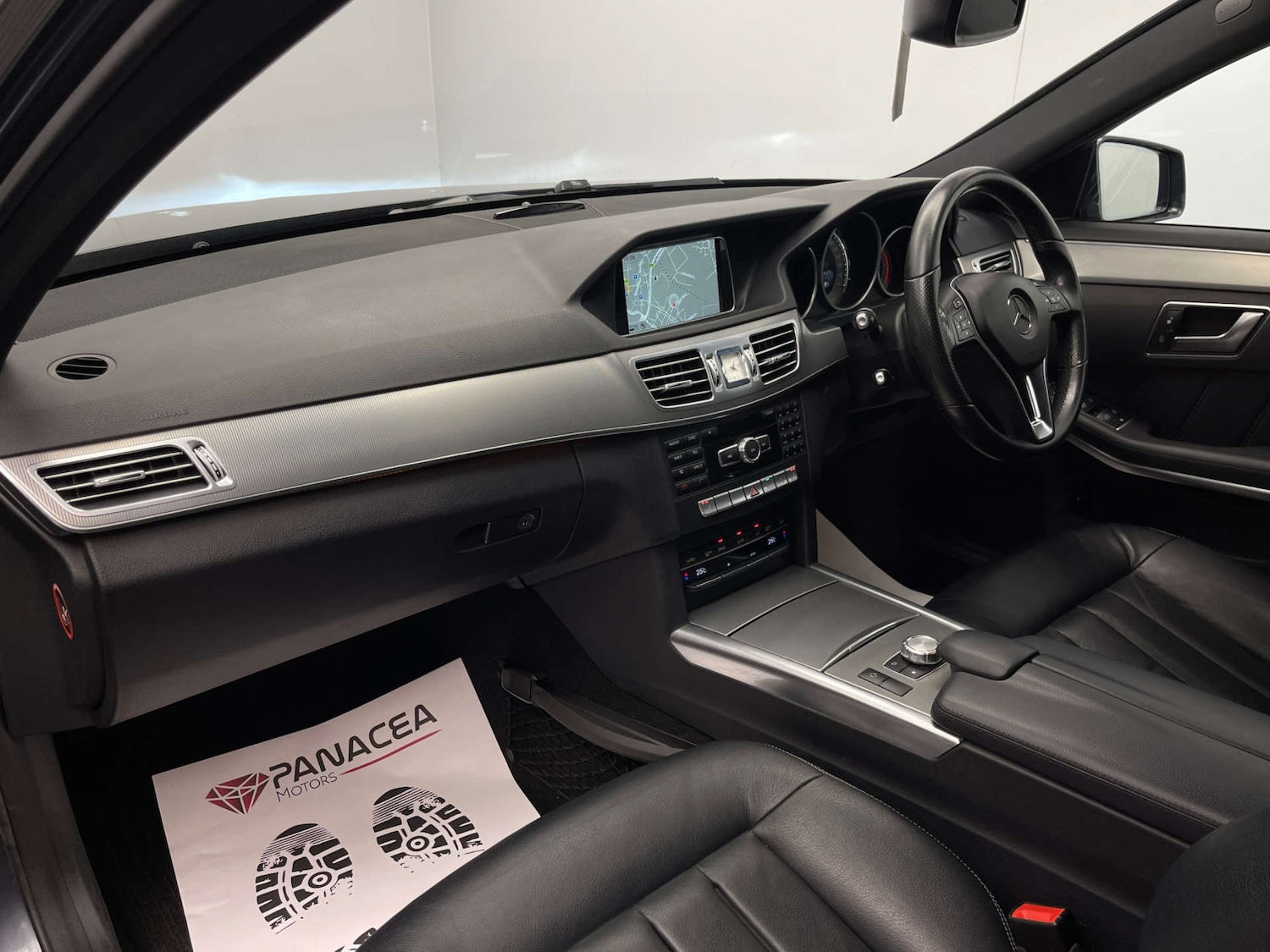 Used Mercedes-Benz E Class 2014 for sale - 77734943: Photo 32